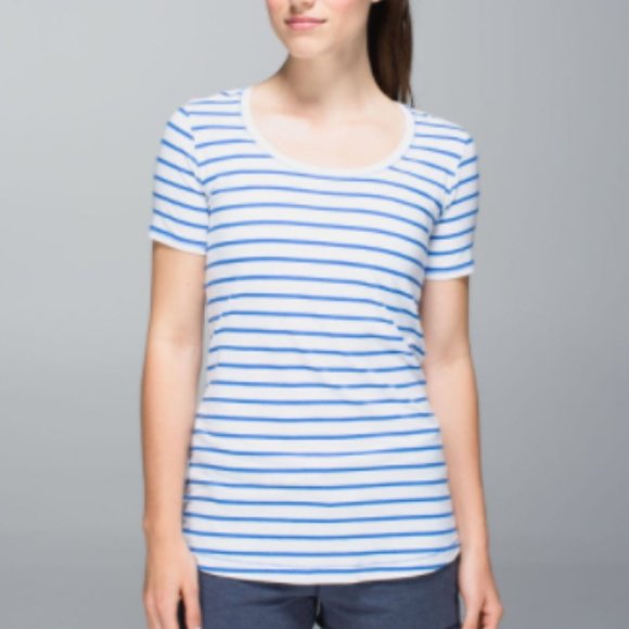 Lululemon Every Yogi Tee Stripe Pipe Dream Blue